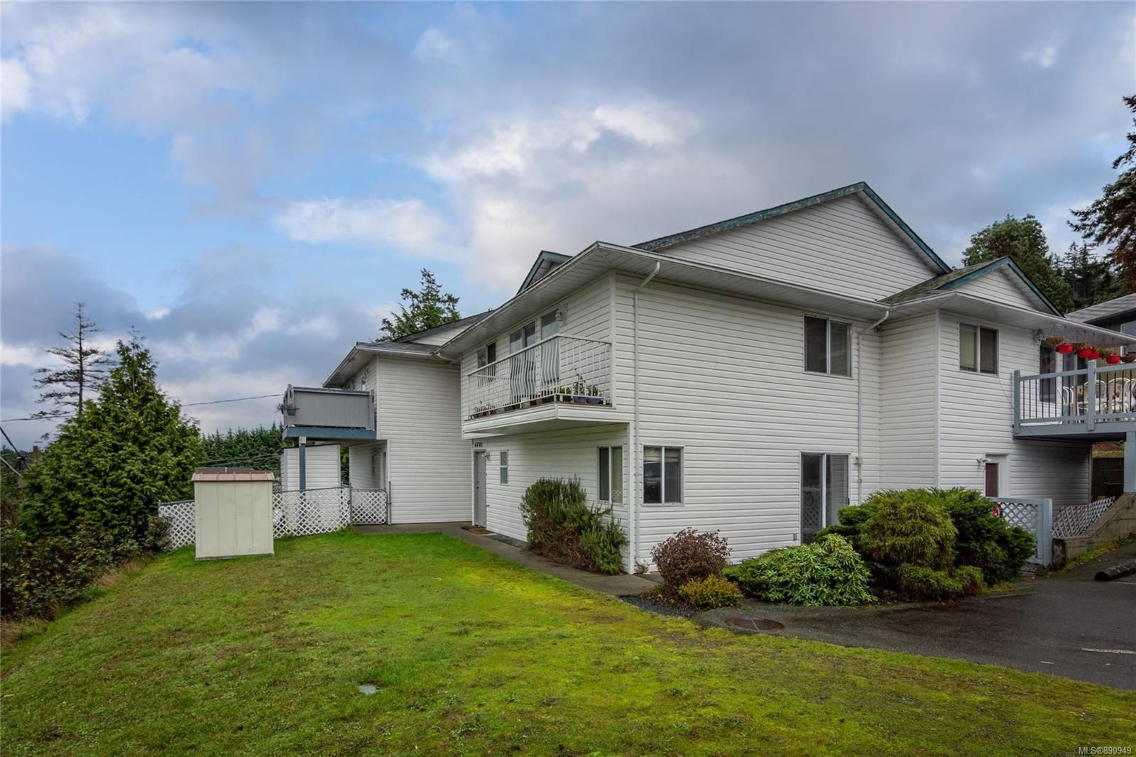 I have sold a property at 1 4801 Hammond Bay Rd in Nanaimo

